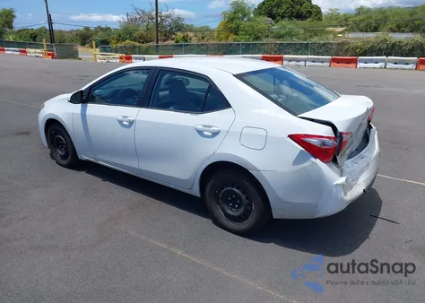 2016 Toyota Corolla Le z USA, uszkodzony, nr VIN 5YFBURHE6GP406186